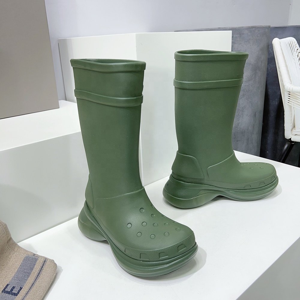 Size 35 to size 45 2024 Autumn Winter New Water Boots For Women Thick Bottom Non-slip Hole Shoes Designer Rain Boots