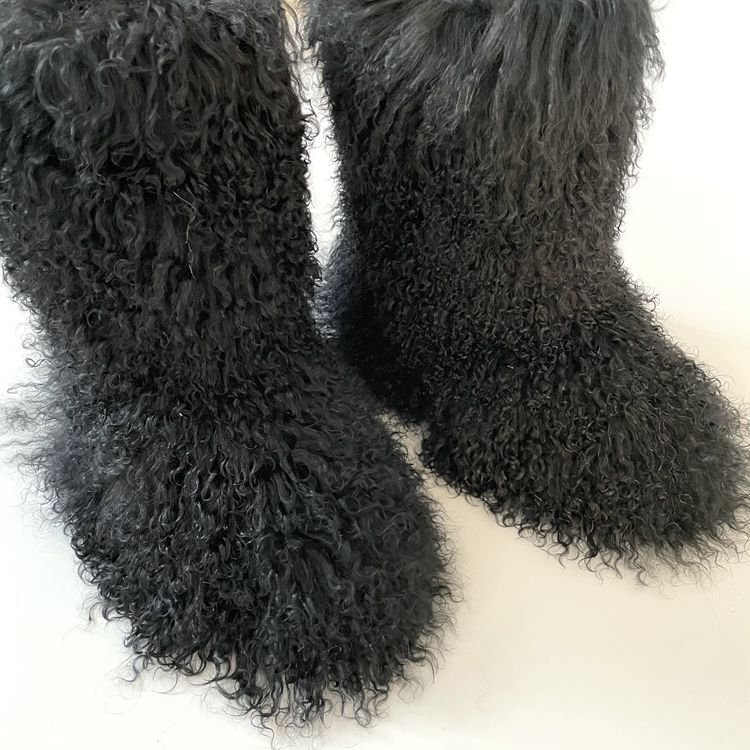 Customized Color and logo Factory price black winter real Mongolian fur boots for women