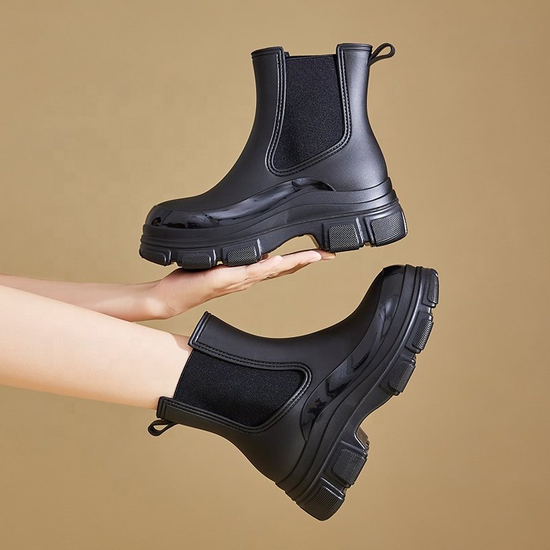 Fashion Women ankle rain boots to keep warm PVC ladies slip-on snow boots waterproof walking sandals Hunting PVC boots