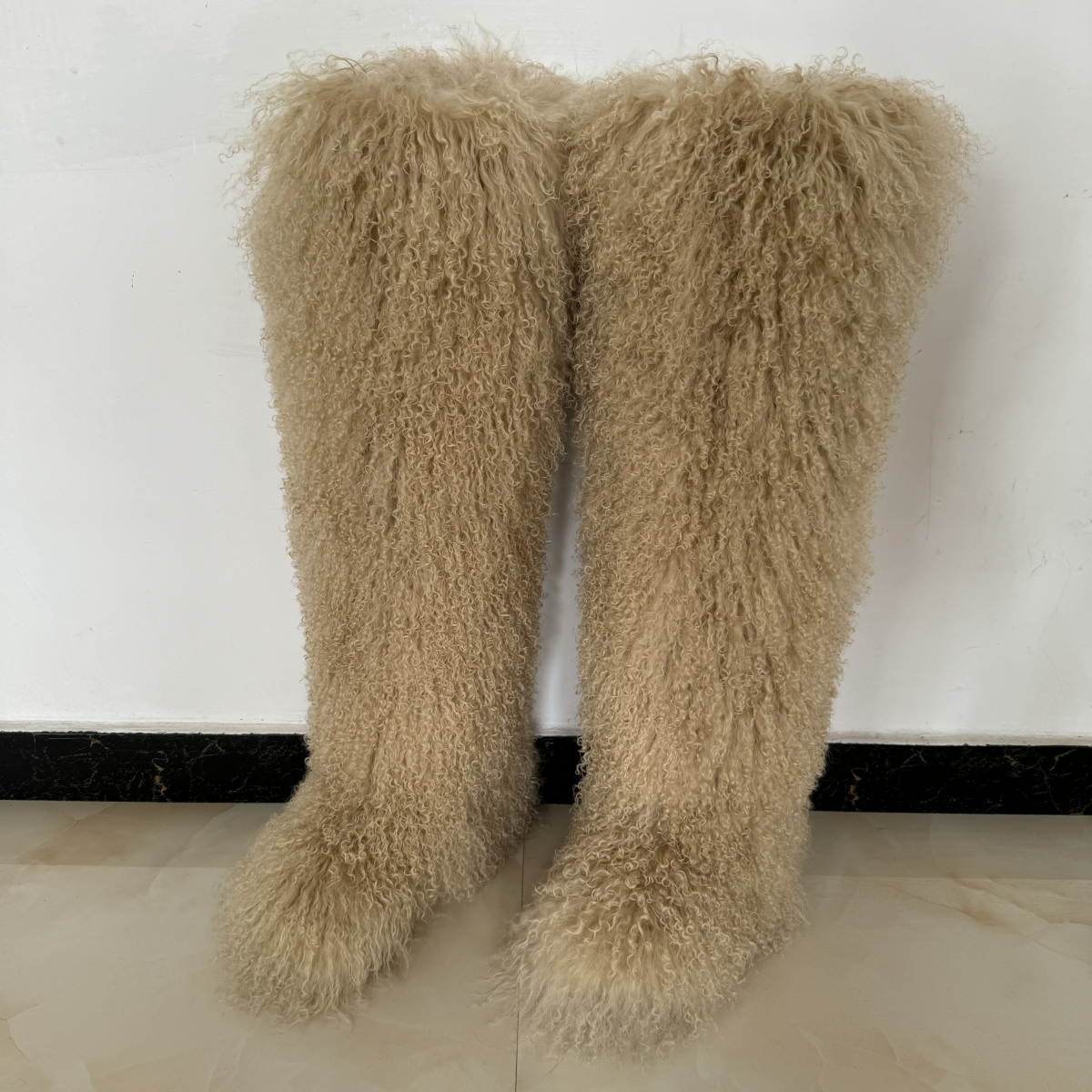 72cm Long Mongolian Fur Boots Warm Thick Sole Fashion style High Boots Fluffy Fur Over-the-knee Fashion Outdoor Snow Boot