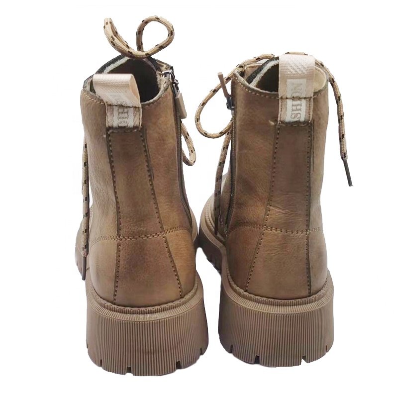 Hot Selling Men's Classic Brown Semi Waterproof Boots Men's Leather Shoes Hiking Boots