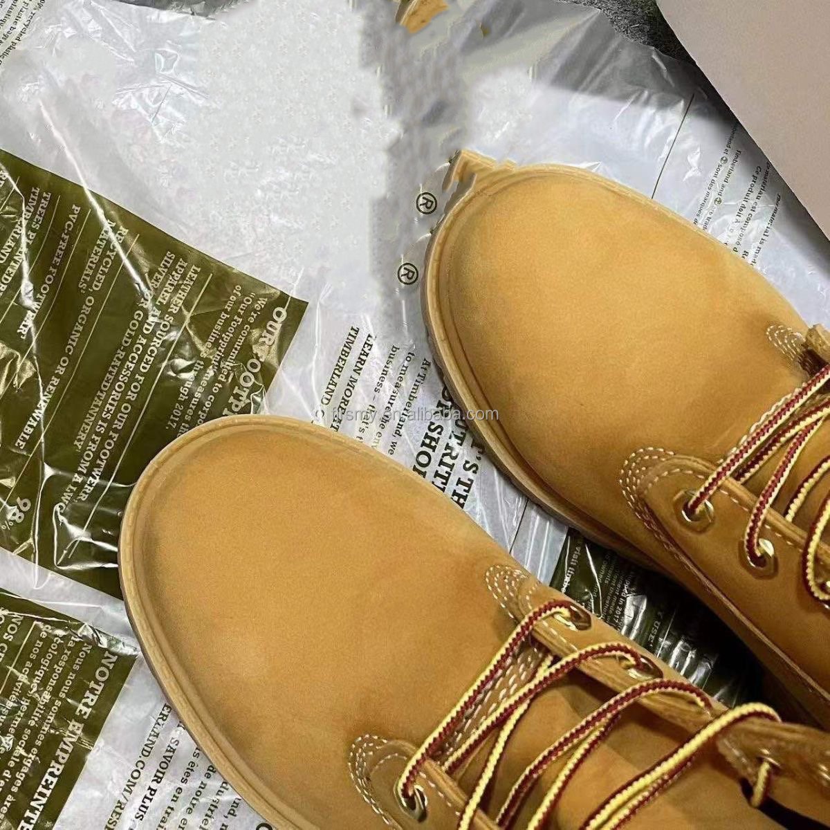 New Arrival Fashion Classic Boots Men's Rhubarb Boots High-top British Tooling Men's Shoes Autumn Waterproof Men's Boots