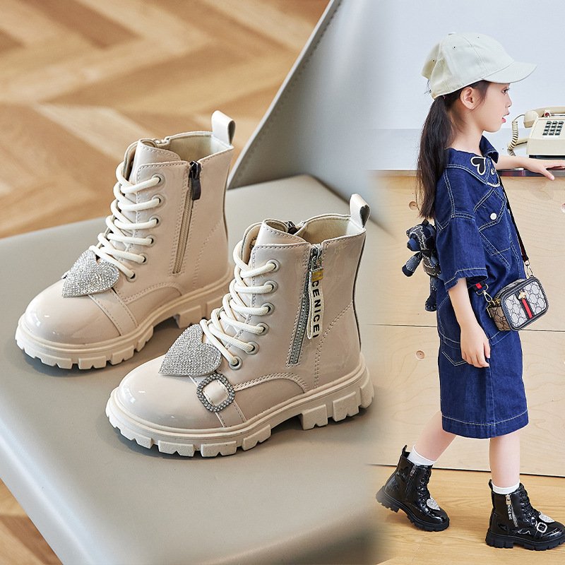 Heart Pattern Non Slip Outdoor Winter Children Shoes Soft Bottom Comfortable Anti-slip Kids New Fashion Lacquer Leather Boots
