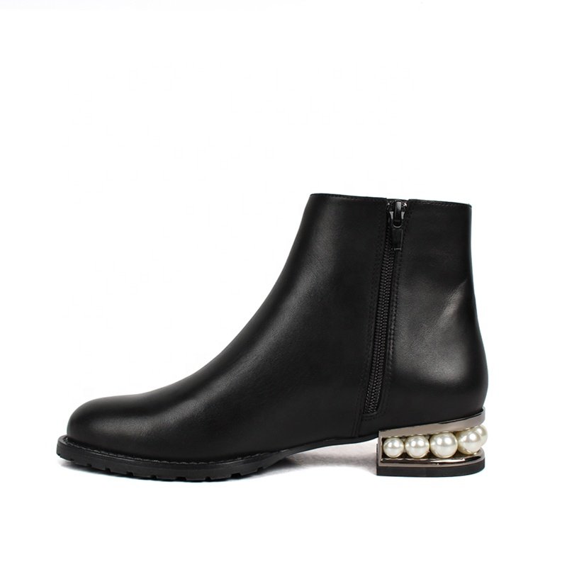 2024 Factory Custom Ladies Elegant Black Leather Chelsea Boots Simple High Heel Ankle Boots Pearl Decorative Heel Autumn Women
