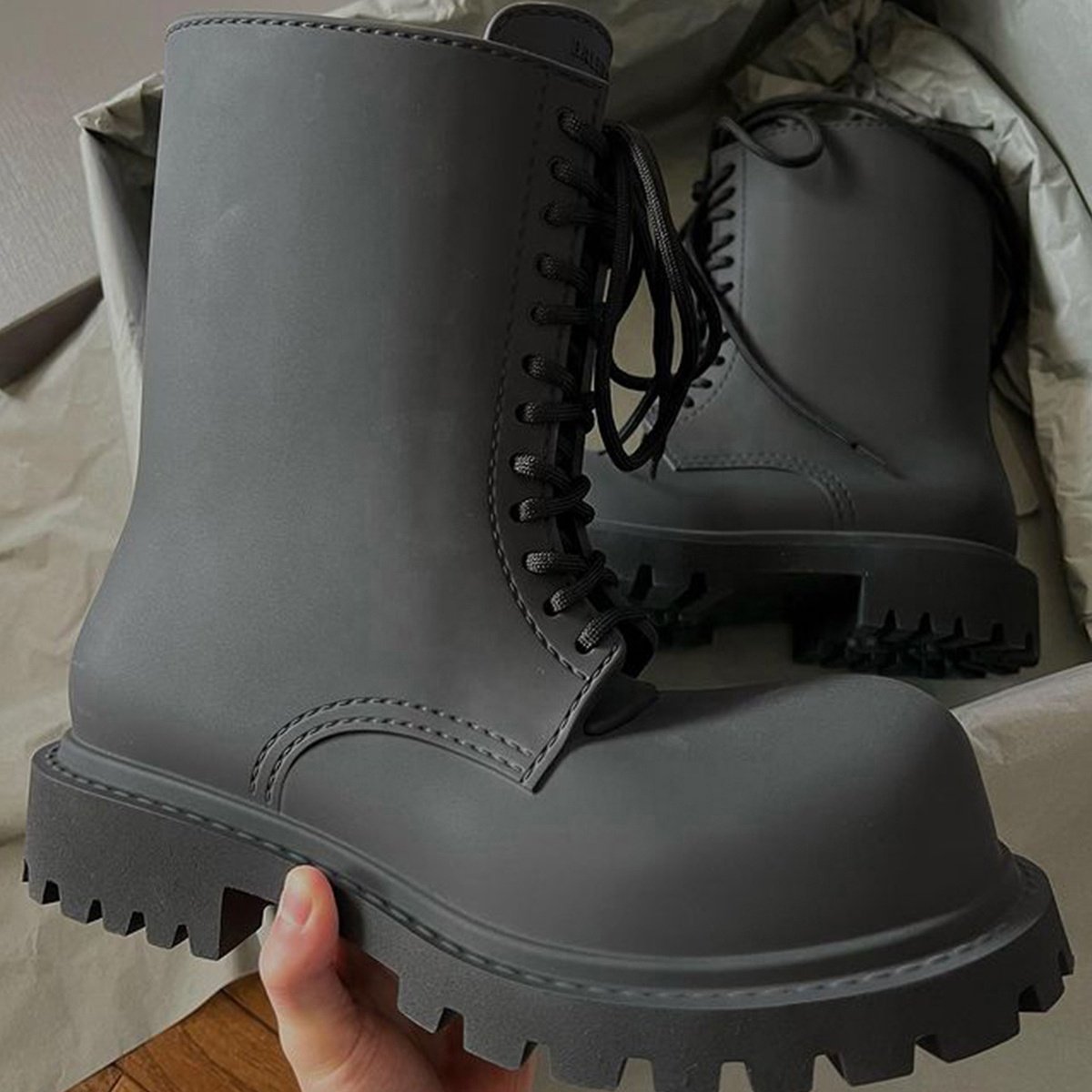 Top Quality Luxury Designer Extra Round Toe Big Head Derby Thick Sole Rain Snow Vintage Men Derby Shoes Black Steroid boots