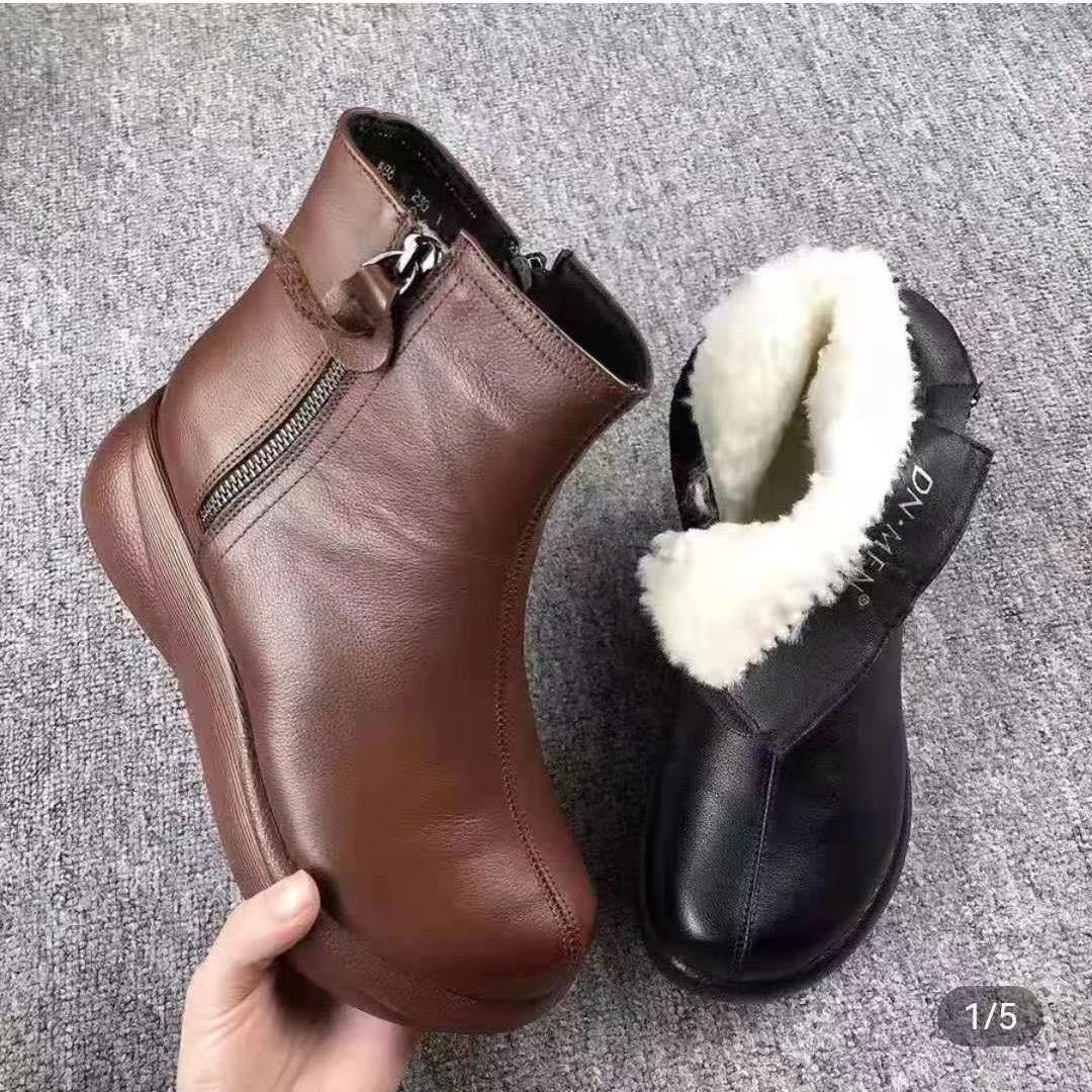 Sole shoes large size new autumn and winter joker comfortable warm plus velvet padded fashion short boots