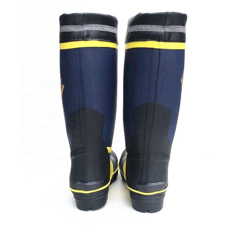 Oem waterproof men tall big size hunting rubber steel toe and plate safety rain boots with removable warm lining