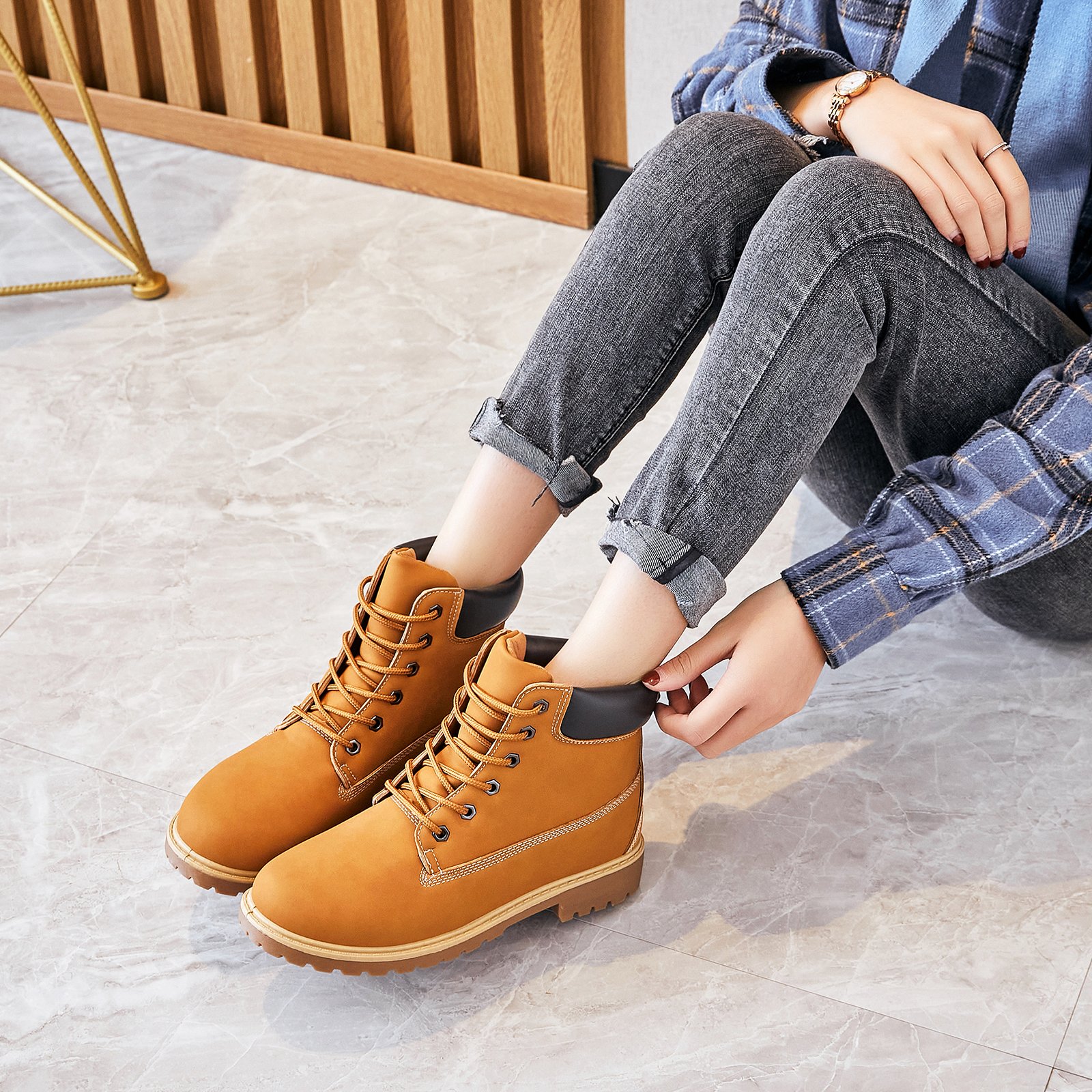 Wholesale Custom Pu Leather Anti-Slip Hiking Ankle Boots Lace Up Waterproof Outdoor Snow Hiking fashion Boots