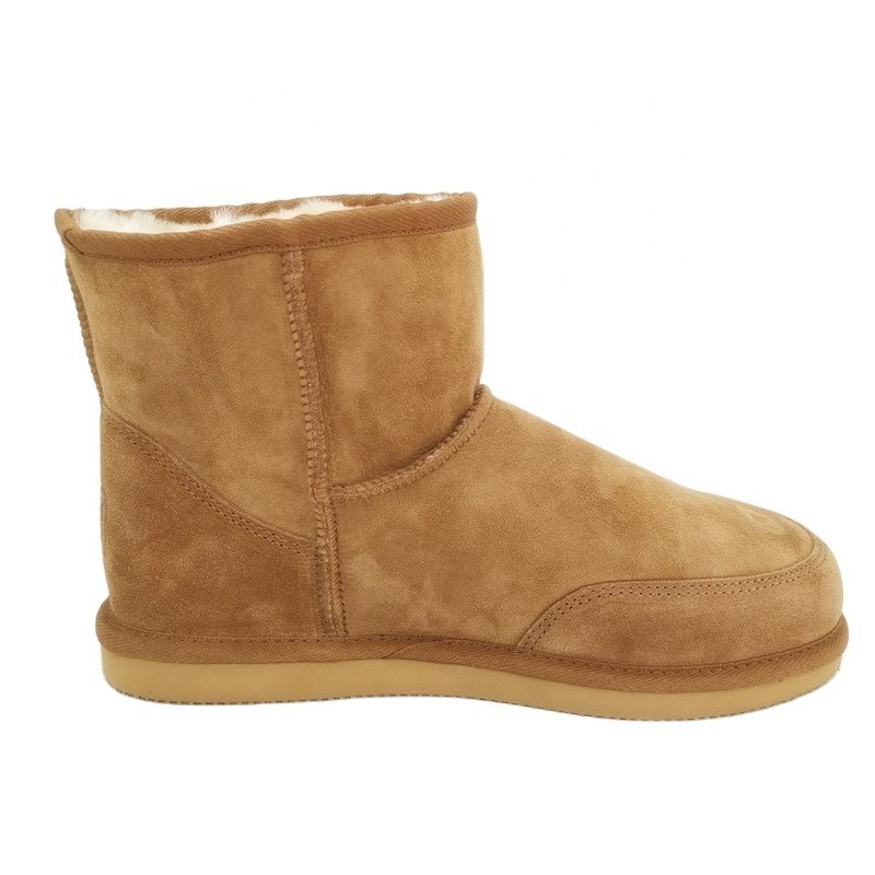 HQB-MS001 OEM/ODM/factory custom men's snow boots high quality man's winter boots classic style genuine sheepskin boots for men.