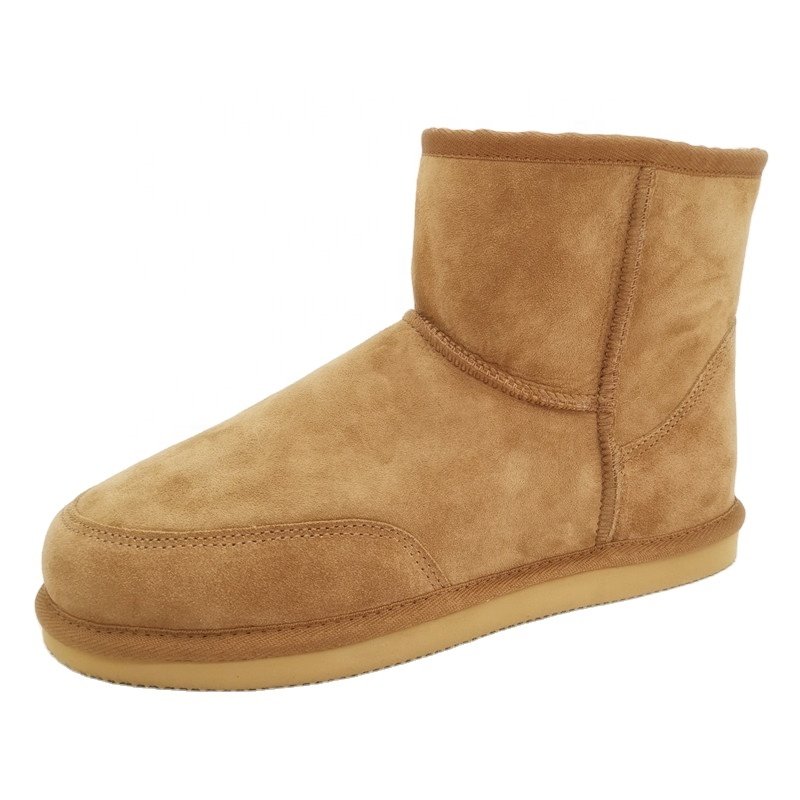 HQB-MS001 OEM/ODM/factory custom men's snow boots high quality man's winter boots classic style genuine sheepskin boots for men.