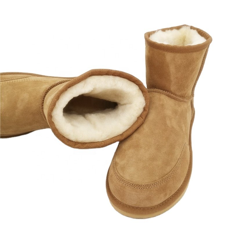 HQB-MS001 OEM/ODM/factory custom men's snow boots high quality man's winter boots classic style genuine sheepskin boots for men.