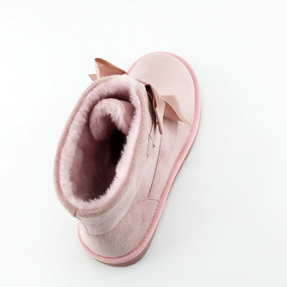 Custom Women Fur Leather Button Winter Wool Boots Flat Non-slip Faux Suede Boots Ankle Ladies Snow Boots Carton Plush Unisex TPR