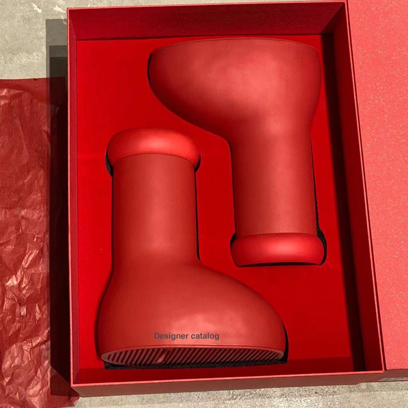 2023 New Designer Customize LOGO Thick soled rain boots Red High Boots for women Round Toe Slip-on Runway Party Shoes For Lady