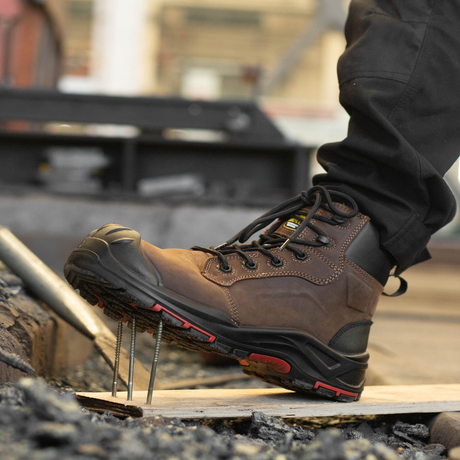 Best Fuel Oil & Petrol Slip Resistant Safety Shoes Work Boots for Oil & Gas & Construction industry