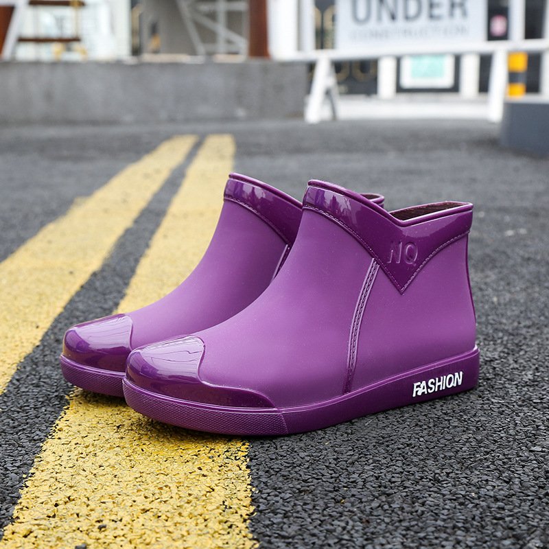 New Female Water Shoes Rainboots Ankle Boots Flats Rubber Shoes Women Waterproof Rain Boots