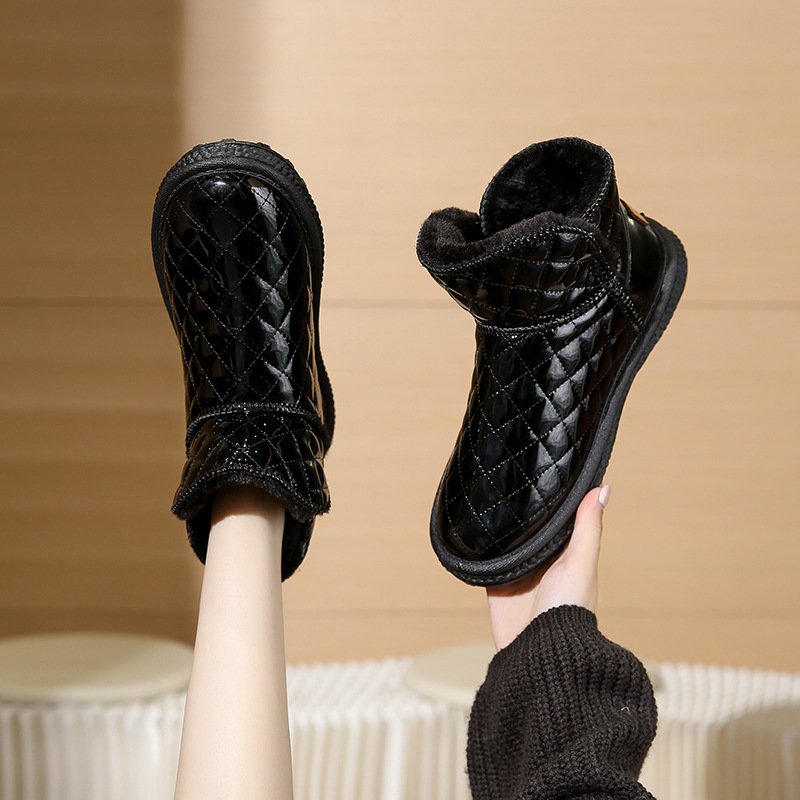 New cheap waterproof snow boots non -slip women's fur integrated plush cotton shoes