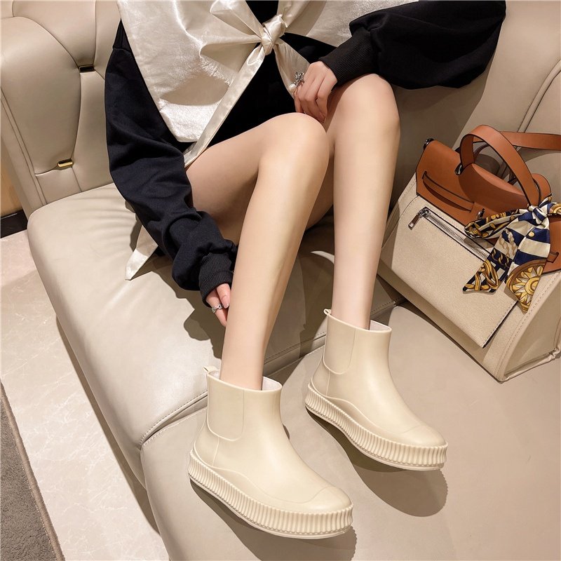 Fashion PVC Adult Waterproof Shoes Waterproof Low Heel Girls Women Rain Boots