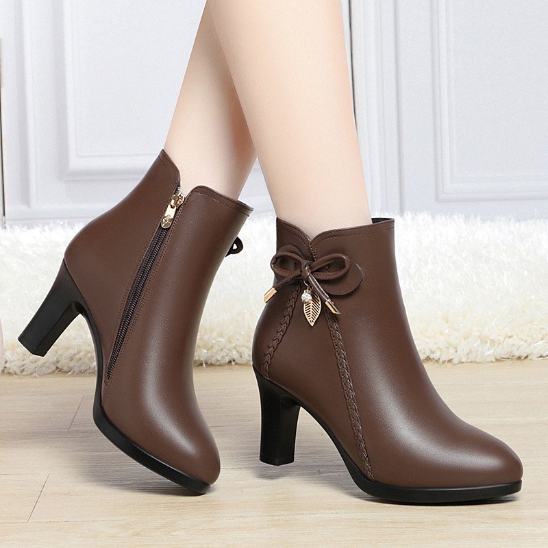 Xuanhui new styles Wholesale Sexy black Thick Soled Classic ladies elegant winter leather ankle heel boots for ladies women