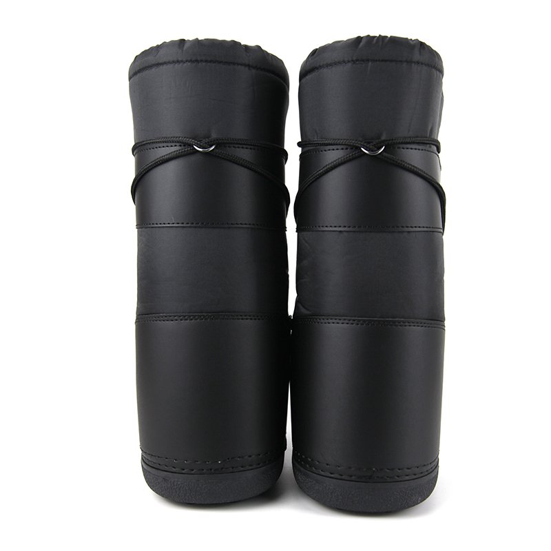 Women's snow boots with black high-top cotton lined with comfortable warm winter boots