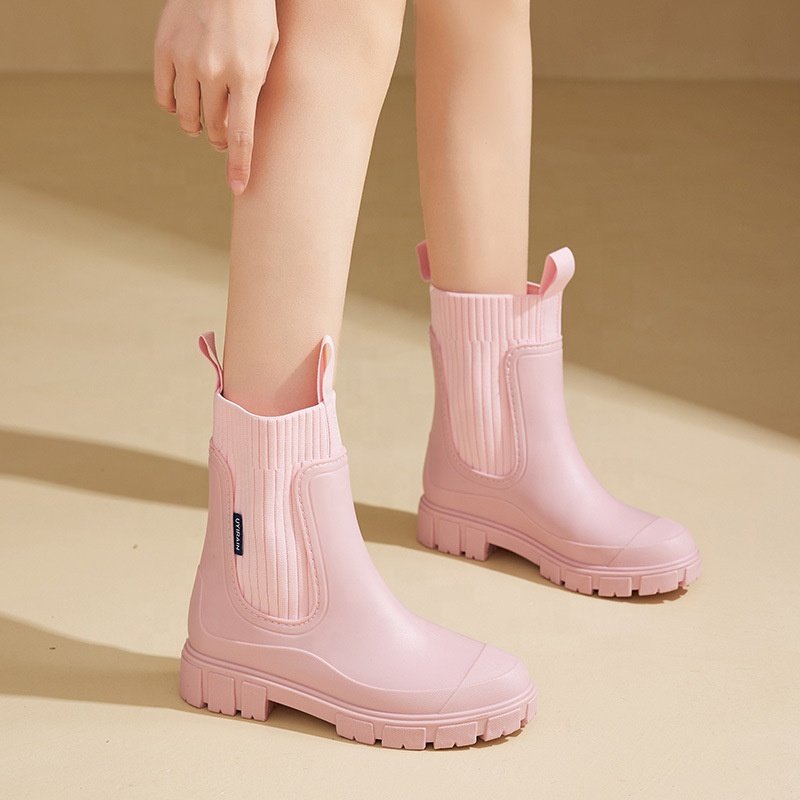 Fashion Women knee-high rain boots to keep warm PVC ladies slip-on snow boots with flarking to keep warm Hunting PVC boots