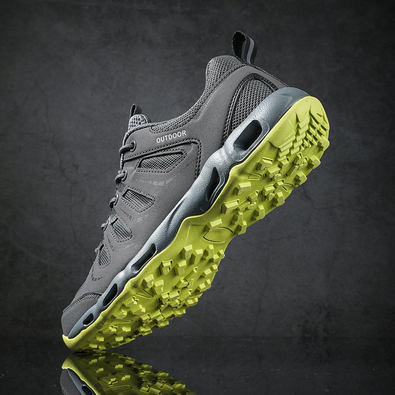Autumn Winter Men's Casual Sneakers High Top Non-Slip Trekking Boots Hiking Climbing Outdoor Activities Leather Rubber