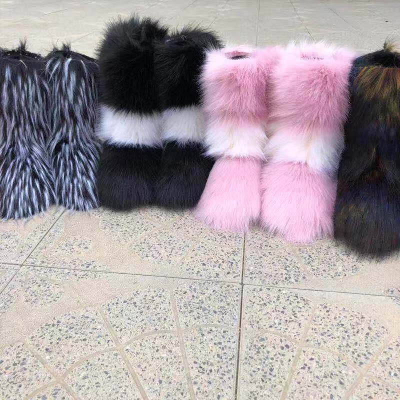 Fashion faux fur boots in autumn and winter of 2021 for girls