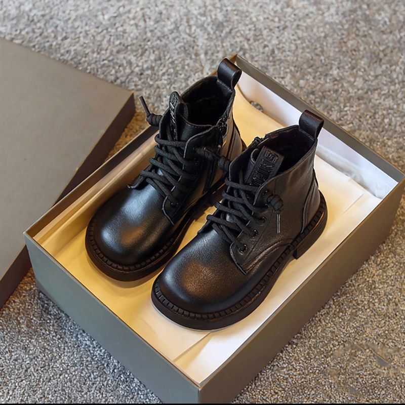 2023 Designer Fashion Winter Girls Children's Luxury Plush Shoes Leather Kids Ankle Short Black Boots