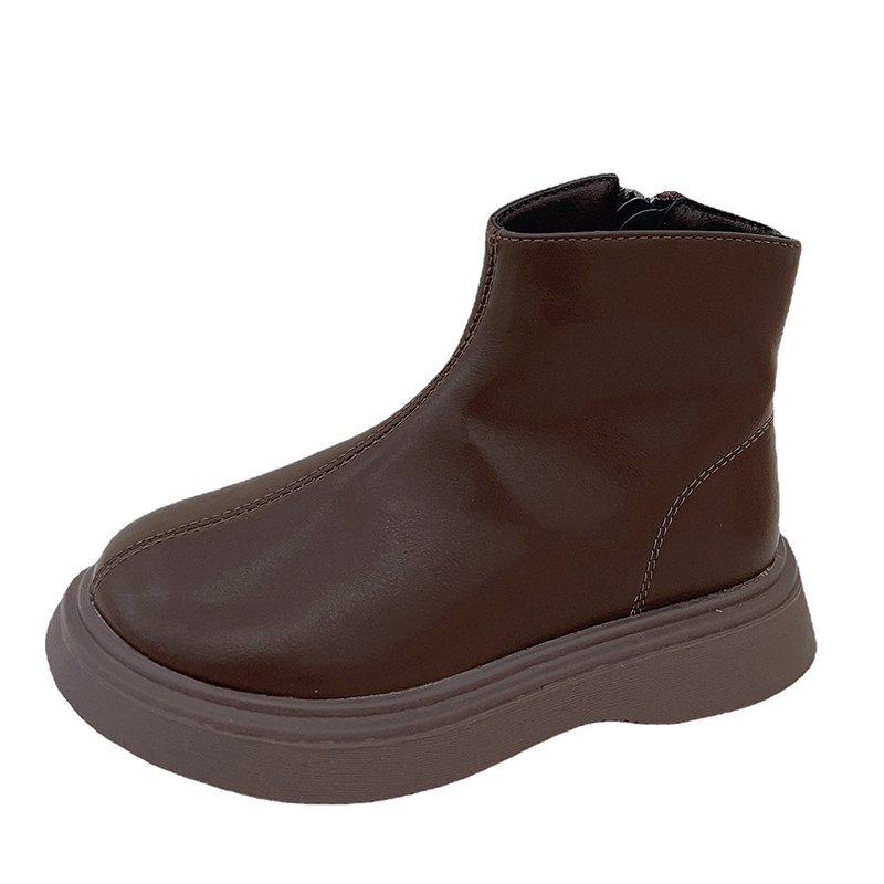 Soft comfortable leather wide fit minimalistic ergonomic designer Chelsea boots baby kids toddler girl boy shoes boots