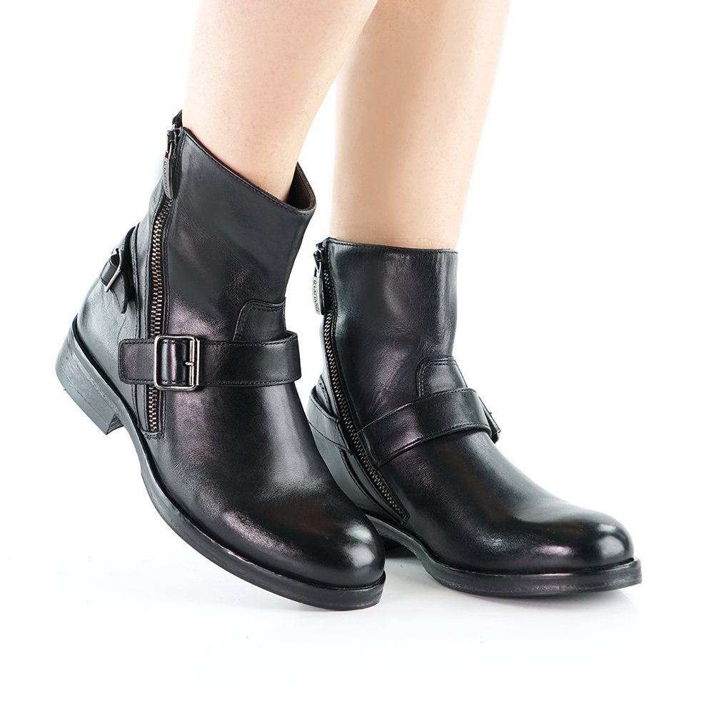 HIGH QUALITY YOUNG HANDMADE POLISH BLACK LEATHER MID BOOTS WITH TWO ZIP, TWO BUCKLES WALKING WOMAN BOOTS MADE IN ITALY