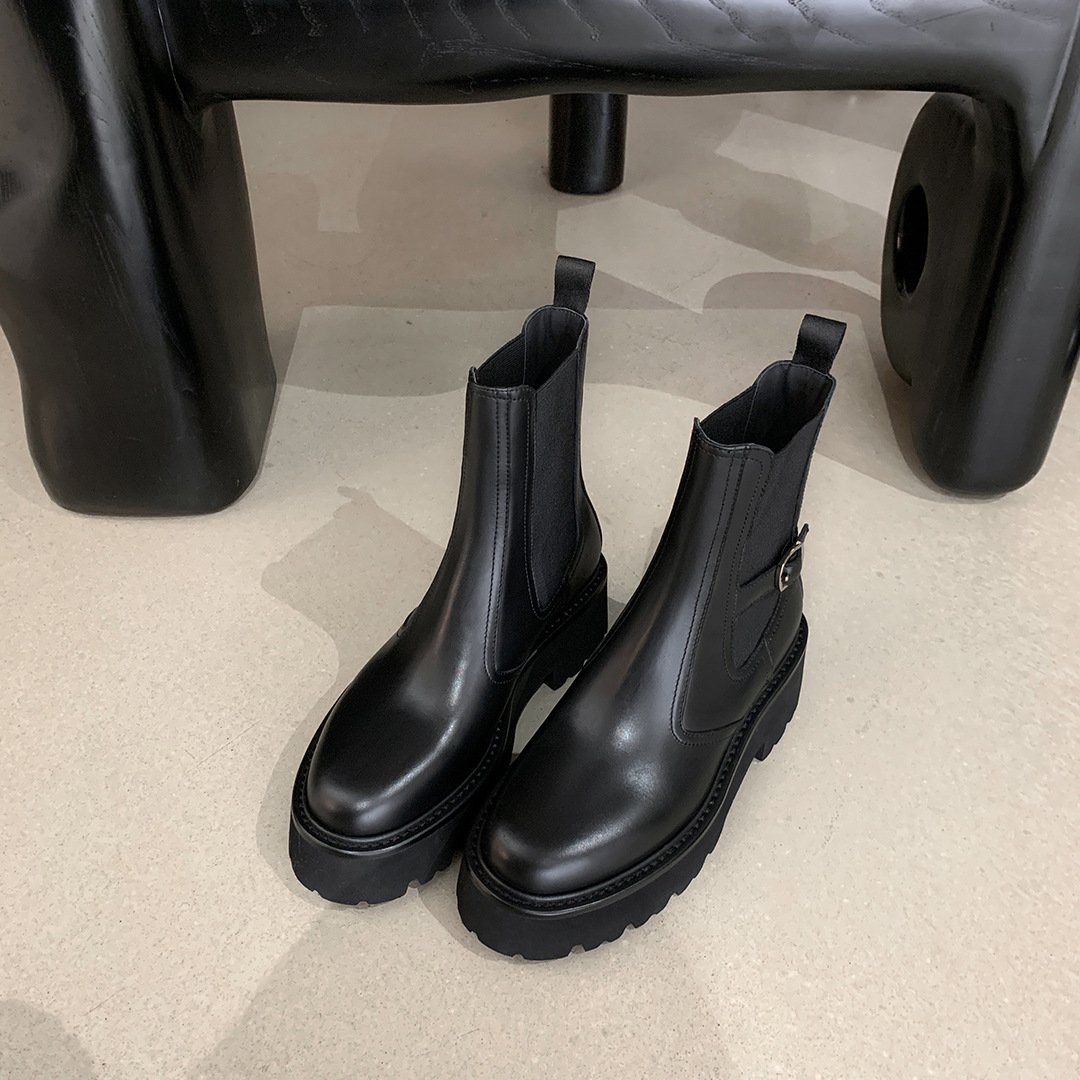 Manufacture good quality buckle boots women's short boots women platform boots