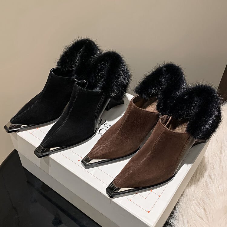 fashion ladies chunky heel ankle shoes Pointy toe winter high heel black color boots with fur for women wholesale bootie 2024