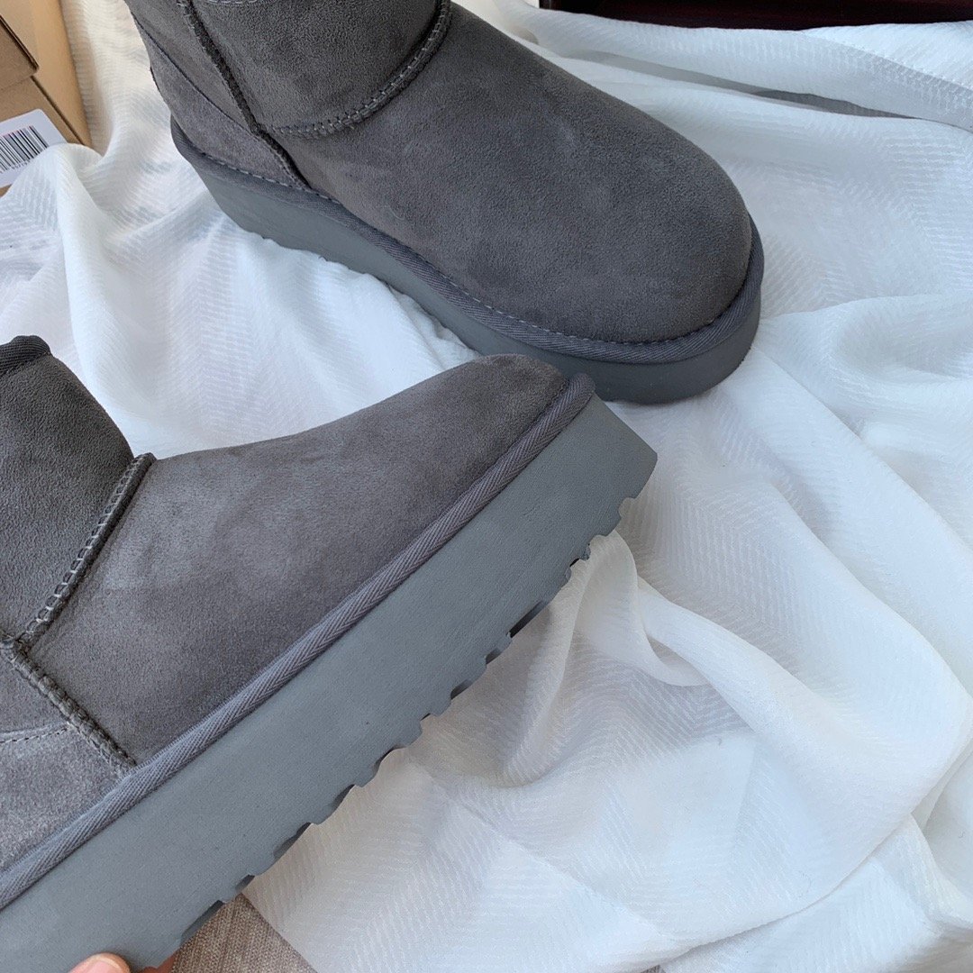 Wholesale Australia Classic Snow Boots Women Wool Sheepskin Designer Boot Men Original Logo Slipper Tazz Tasman mini boots Shoes