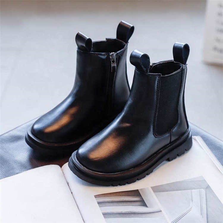 Children's fashion Korean mid-tube leather boots wholesale 2020 autumn new girls soft-soled non-slip soft-sole short boots