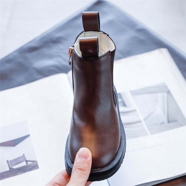Children's fashion Korean mid-tube leather boots wholesale 2020 autumn new girls soft-soled non-slip soft-sole short boots