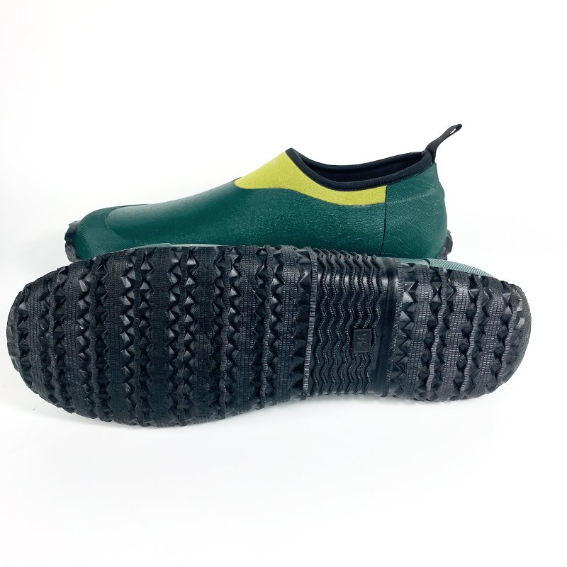 OEM logo Unisex Garden Shoes Rain Boots Waterproof Mud Rubber Slip-On Outdoor Footwear for Men and Women