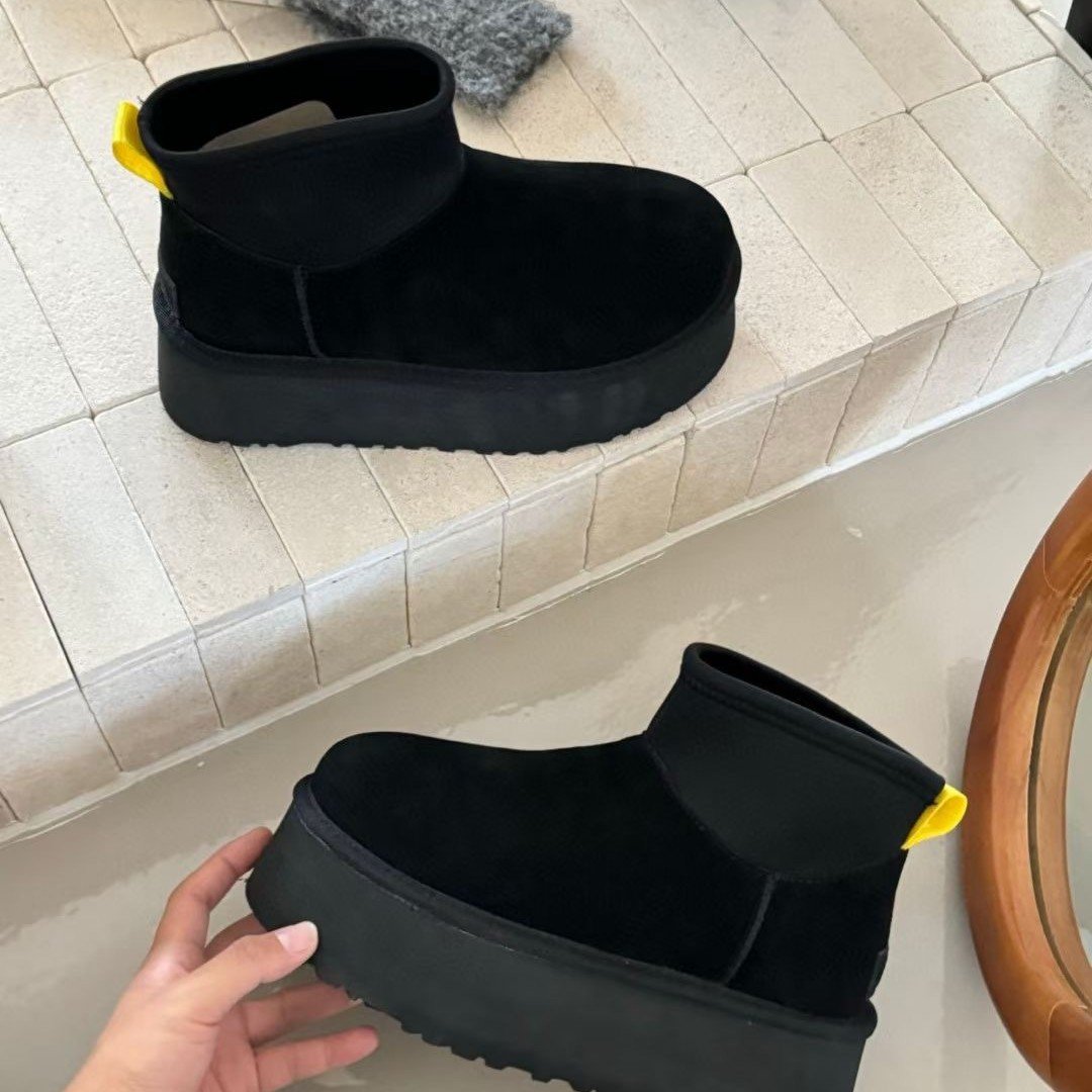 Winter new short snow boots for women with thick soles and plush insulation shoes cowhide wool non slip and low cut Short tube