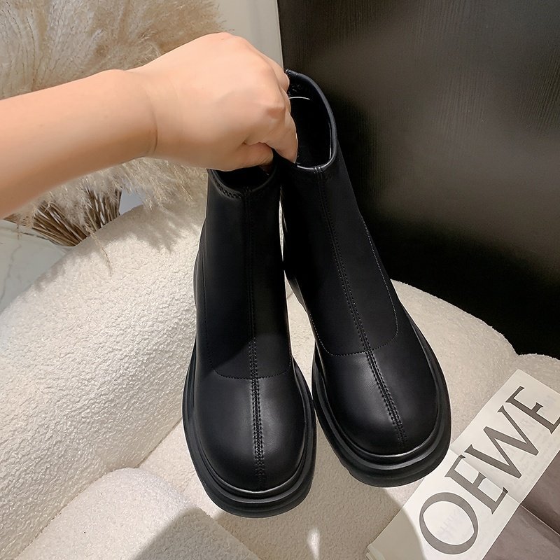 Factory Wholesale snow boots martin boots ladies shoes women 2024 winter new round toe chunky heel leather boots