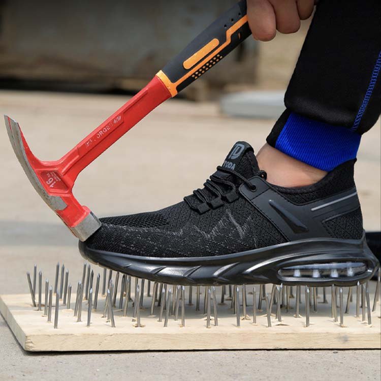 High Quality Lightweight Comfortable Steel Toe Work Boots Anti Static Injury from Chinese Factory Black Upper Safety Shoes