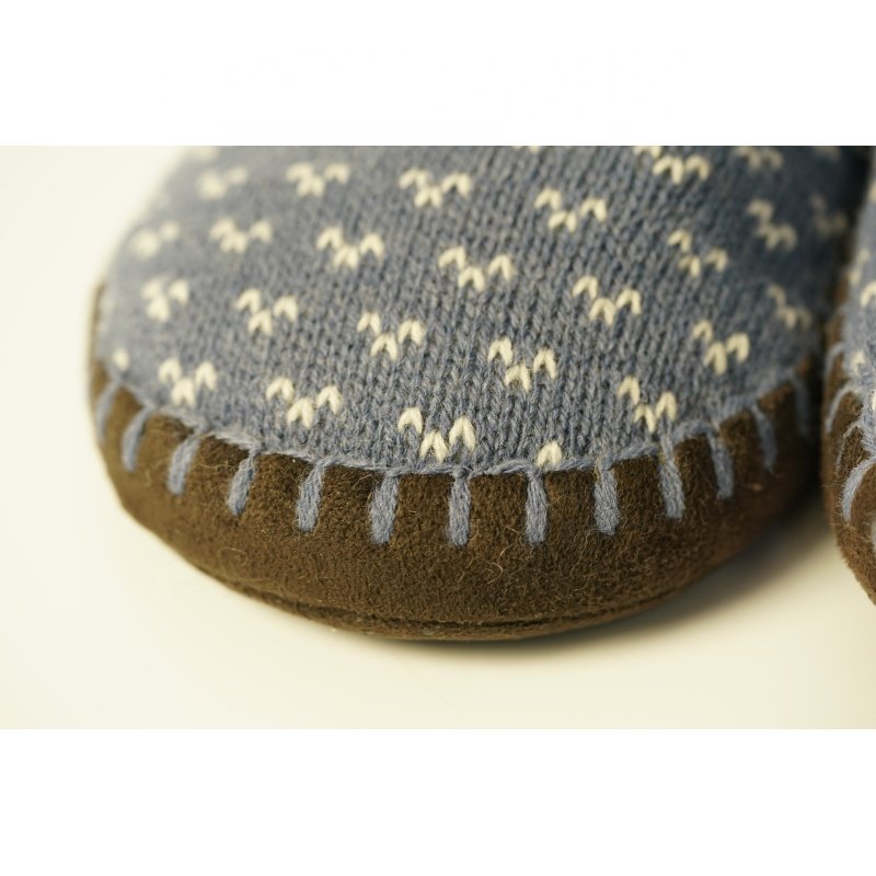 Wholesale Customized Sherpa Lined Women's Mukluk Winter Boots Anti-Slip Insoles Thermal Warm Anti-Slippery Soles Slipper Socks