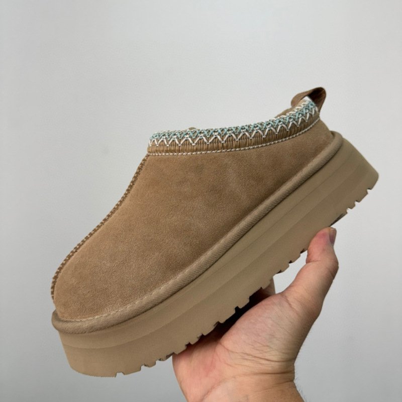 Custom Women's Platform Mini Boots Short Ankle Boot Sheepskin Fur Fleece Lined House Slippers Boot For Outdoor
