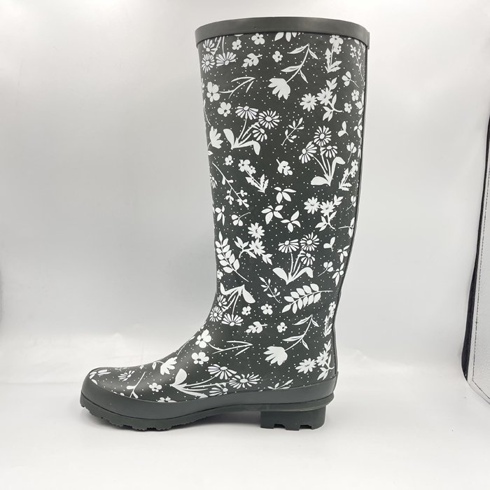 high quality customized ladies sizes black upper custom printing womens rubber rain boots with buckle