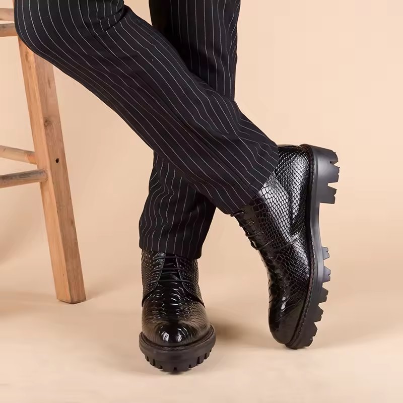 High Quality Men's Crocodile Leather Martin Boots Waterproof Lace-Up Thick Bottom Shoes for Winter Trendy Wholesale Design