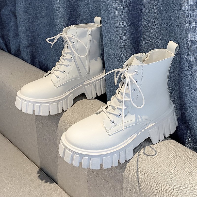 Thick soles with women's lacquer leather boots autumn and winter new leather boots comfortable mid-calf boots for women