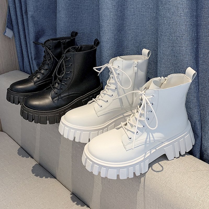 Thick soles with women's lacquer leather boots autumn and winter new leather boots comfortable mid-calf boots for women