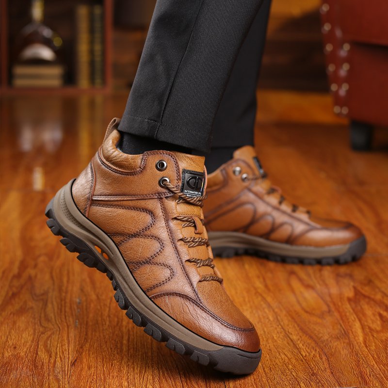 Hot Selling Walking Trendy Genuine Men Shoes Leather Ankle Boots For Winter