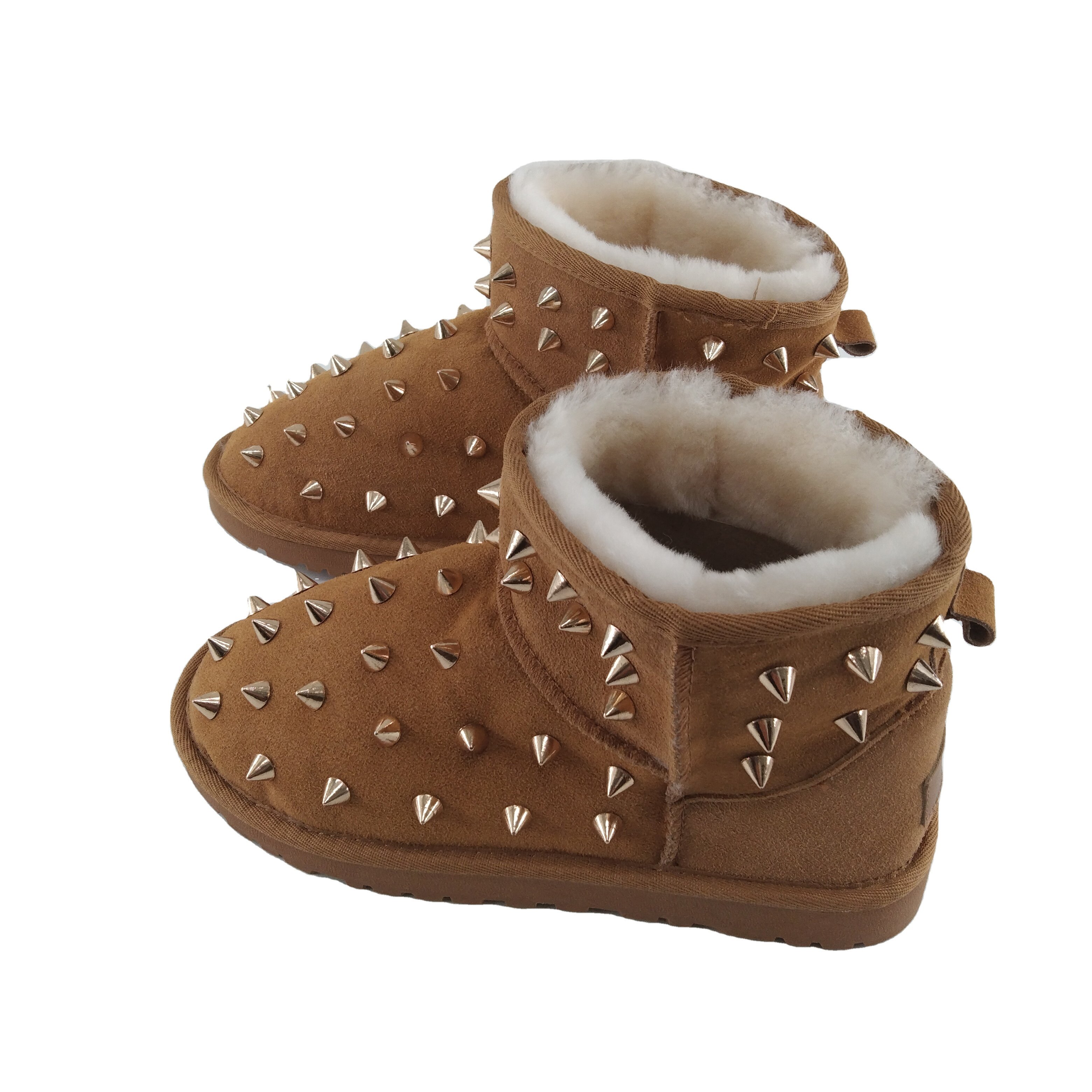 High Quality Boots Women Casual Stain Resistant Black and Brown Winter Men Snow Punk Boots with Studs Adult Winter Shoes Plush