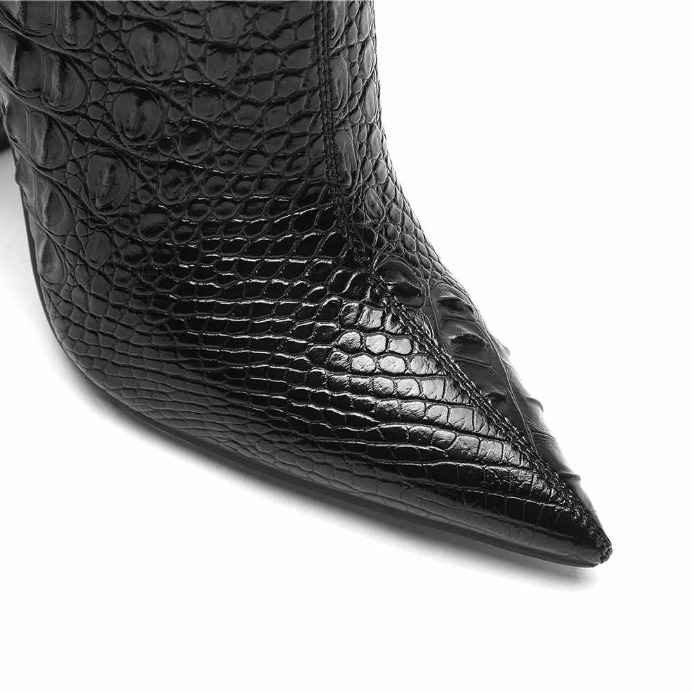 Custom Hot Selling Fashion Women Crocodile Skin Knee High Heels Boots Elegant Shoes Chunky Heel Ladies Boots for Women