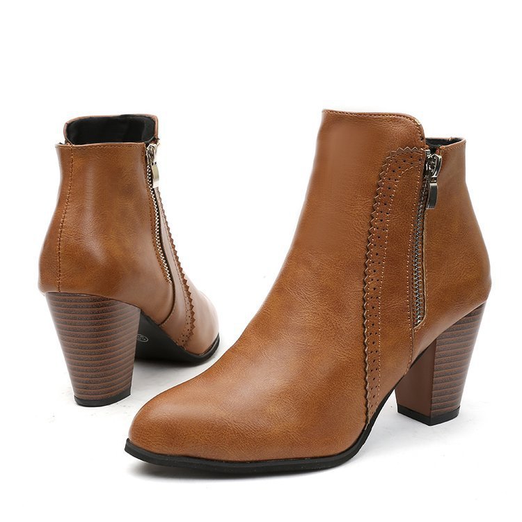 2023 new Factory PriceFashionable brown black Matte leather Ladies Chunky Heel Ankle Boots With Zip Design