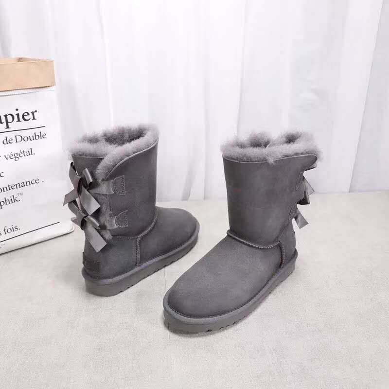 New Product Wholesale Fashion Ladies Sheepskin Shoes Moulti Color Women Winter Snow Boots Lamb Wool Fur Boots With two Bows