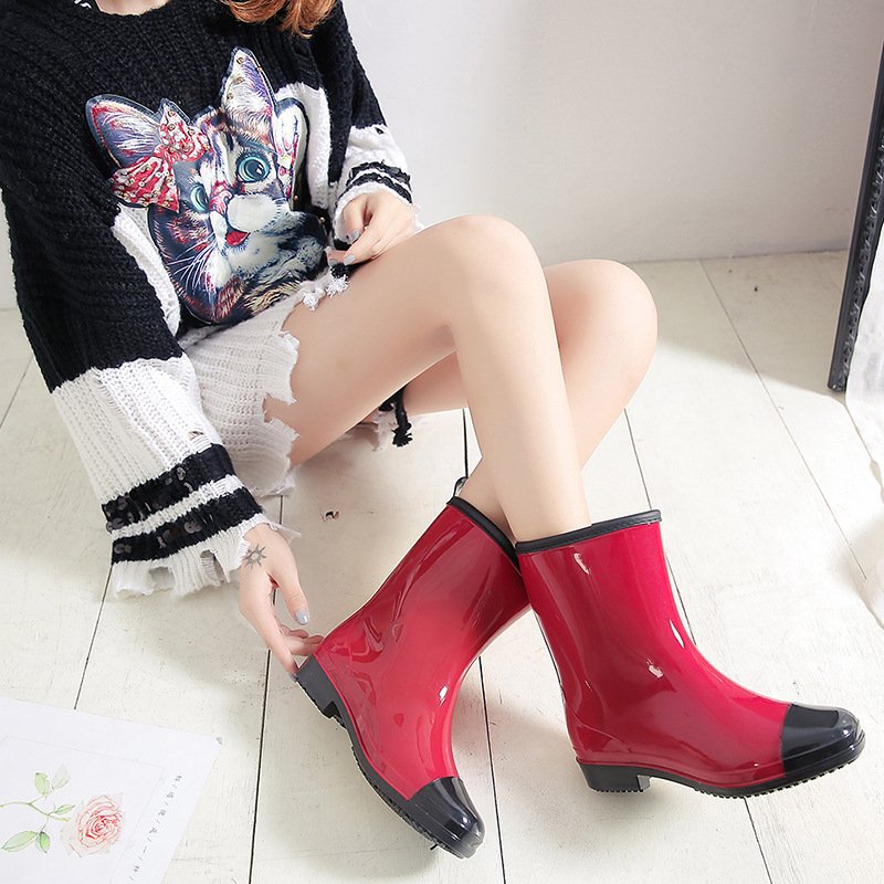 2023 Factory customized Whosale Anti slip waterproof rain shoes for women's rain boots warm and cotton water shoes
